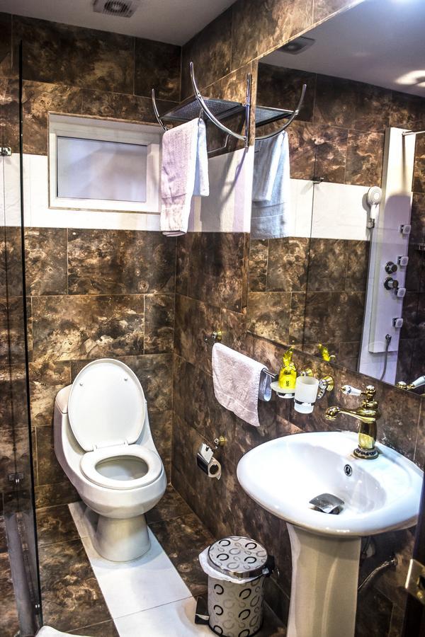 Hotel Von Astorian 5*