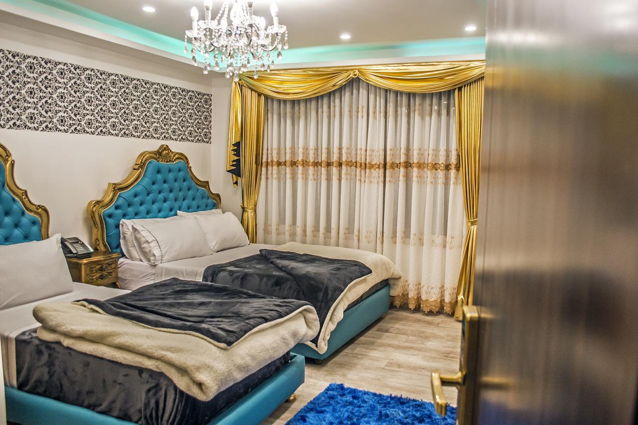 Von Astorian Hotel 5*